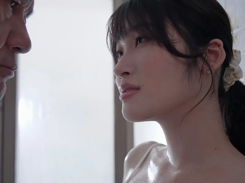 Gã chồng bỏ bê, cô vợ được ông chú giúp thỏa mãn cơn dâm đãng lồn